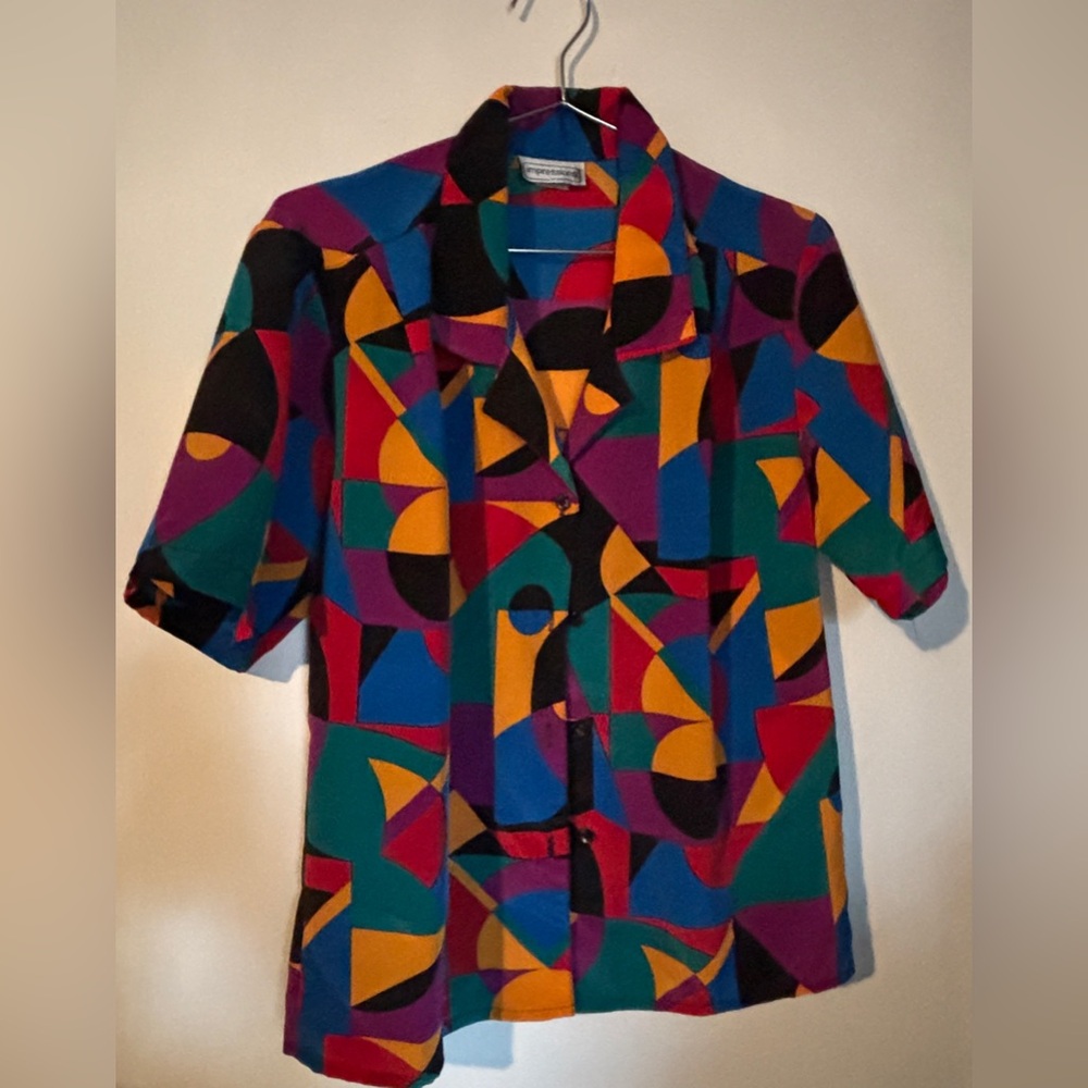 Vibrant vintage blouse size 10